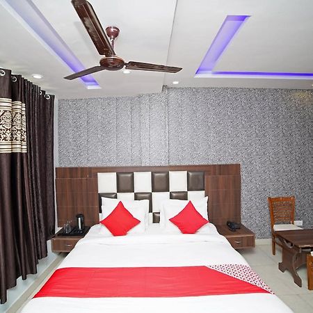 Oyo 39539 Hotel Vansh & Restaurant Kashipur Екстер'єр фото